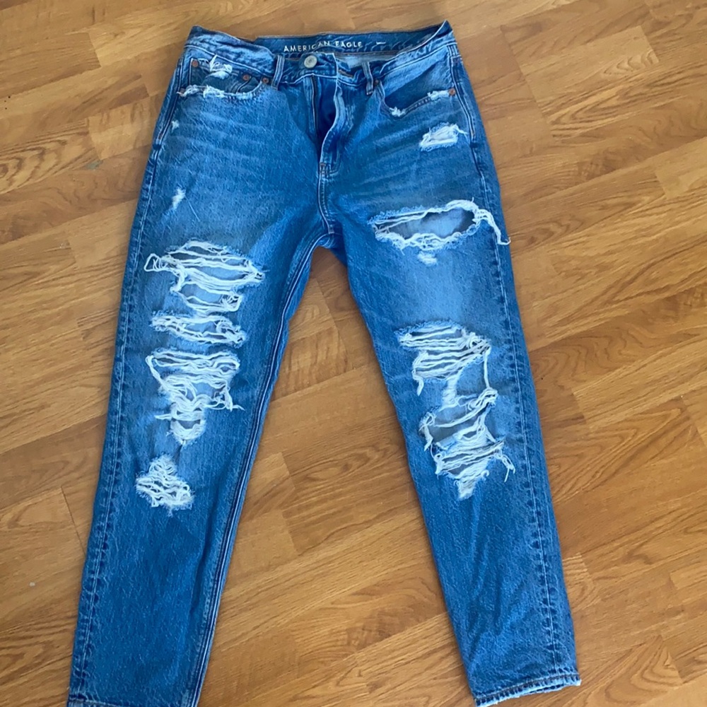 American eagle boyfriend jeans